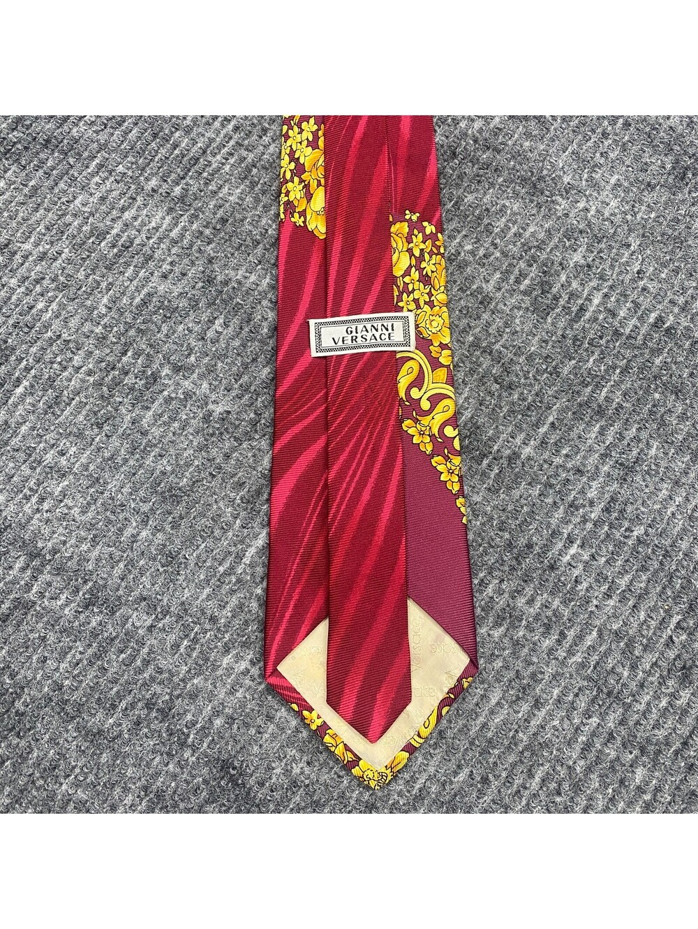 Gianni Versace Vintage Foral Abstract Tie Hand Made In Spain Silk Necktie *READ - Picture 9 of 13